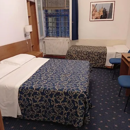 Hotel Caneva *