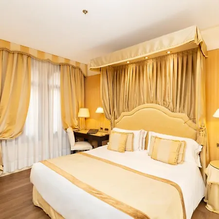 A La Commedia Hotel 4*