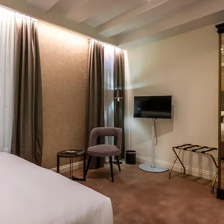 Hotel Acca