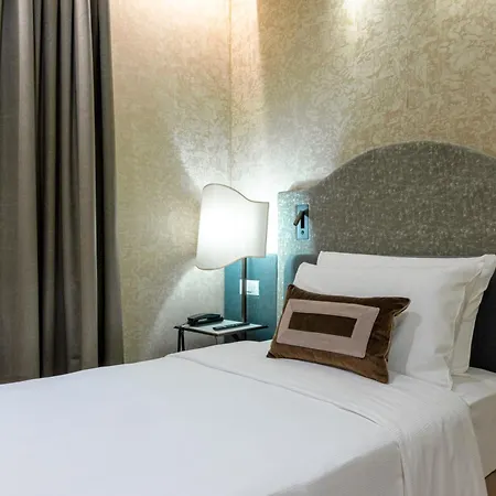 Acca Hotel