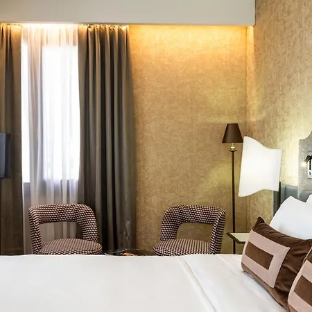 Acca Hotel 3*