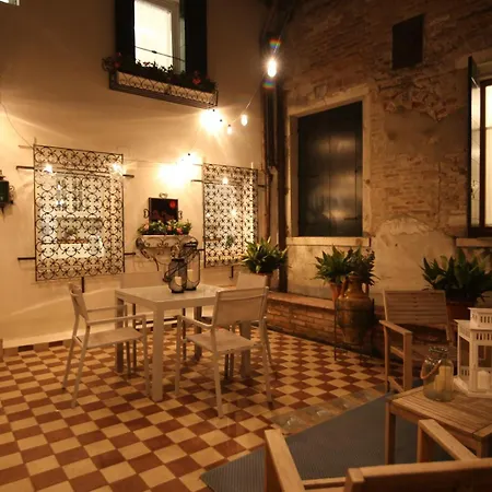 La Casa Piu A Venezia, Con Corte Privata Venice
