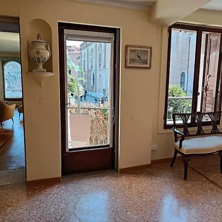 Palazzo Querini Accademia Venezia