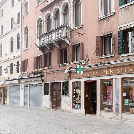 Mezzanino 4438 Appartamento *