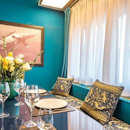 Dimora San Trovaso Enchanting Four-bedrooms * Venice