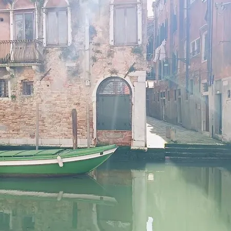 Piccola Perla Sul Canale Apartment Venedig