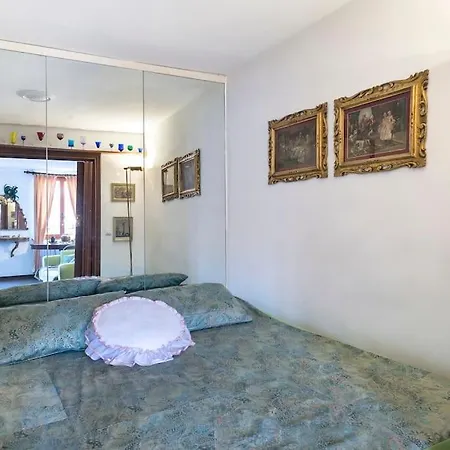 Incredible Location In San Marco's Square, Apartment Venice