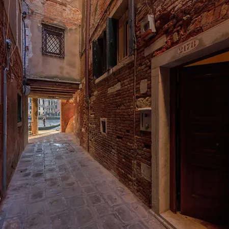 Ca' Emo Palazzo Sul Canal Grande Apartment