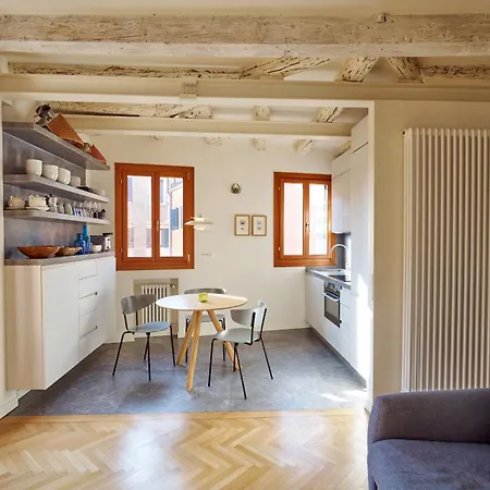 La Grancevola Is A Gorgeous With Balcony Venice