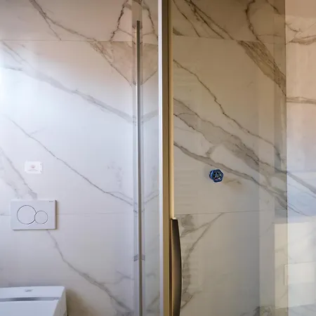 La Grancevola Is A Gorgeous With Balcony Apartment Venice
