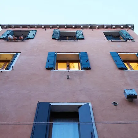 La Grancevola Is A Gorgeous With Balcony Apartment Venice