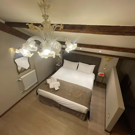 Ca Dell'arte Palace Bed & Breakfast