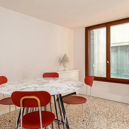 Palazzo Dei Fiori By Mate Apartamento
