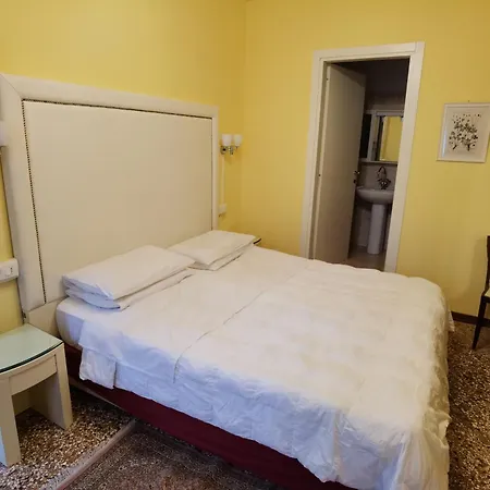 Palazzo Eugenia - Minelli Bed & Breakfast Venice