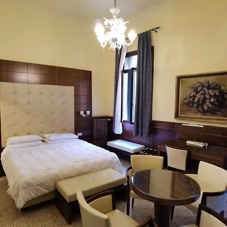 Palazzo Eugenia - Minelli Bed & Breakfast *