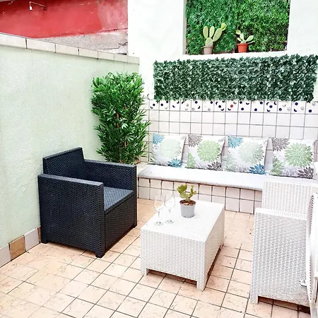 Apartment Briani Courtyard *