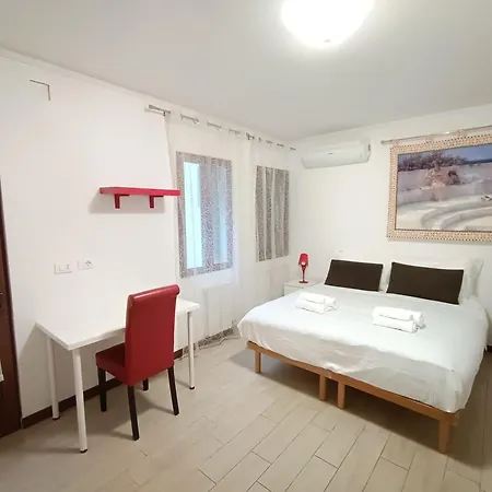 Briani Courtyard Apartment Venice