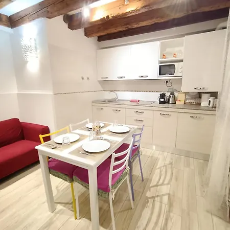 Briani Courtyard Apartment Venice