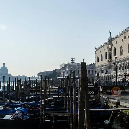 Ca' De Mezo Near San Marco Apartamento *