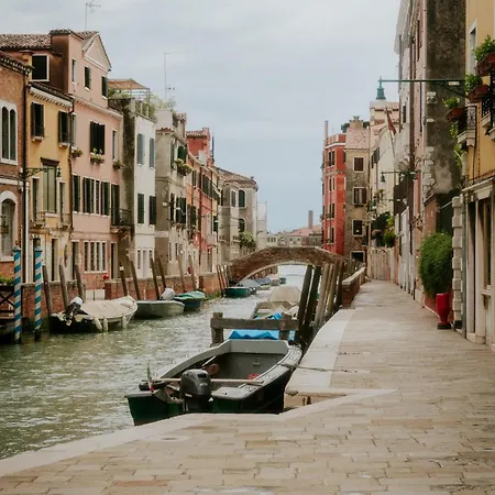 Casa Accademia Holiday home