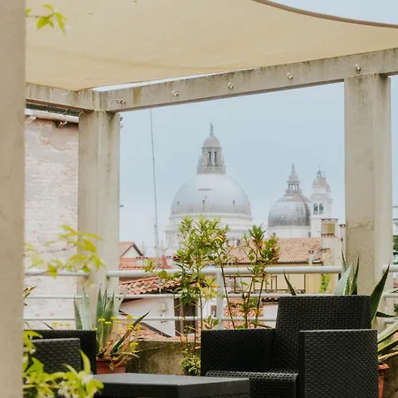 Holiday home Casa Accademia Venice