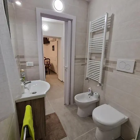 Apartment Veneziacentopercento La Forcola Apartment, Next To Rialto Bridge