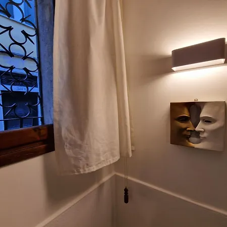 Veneziacentopercento La Forcola Apartment, Next To Rialto Bridge *