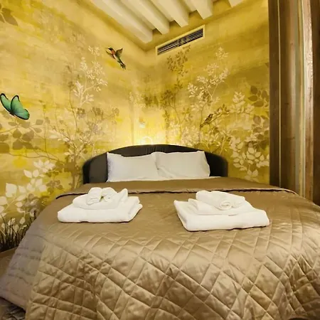 Sweet Time Venice, Luxury San Marco Frezzaria Apt! Appartement *