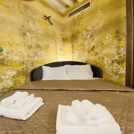 Sweet Time Venice, Luxury San Marco Frezzaria Apt! Appartement