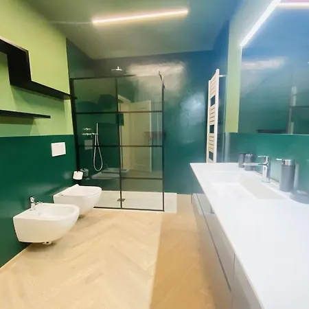 Appartement Sweet Time Venice, Luxury San Marco Frezzaria Apt! *
