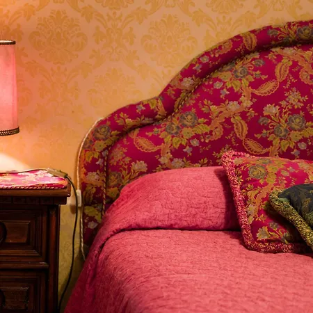 Apartment Lover's Nest In San Marco Square Venice