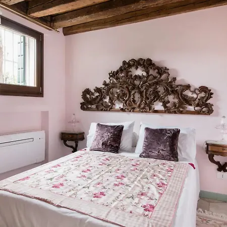 Corte Dell' Angelo, Casa Romantica Vicino La Biennale Appartamento Venezia
