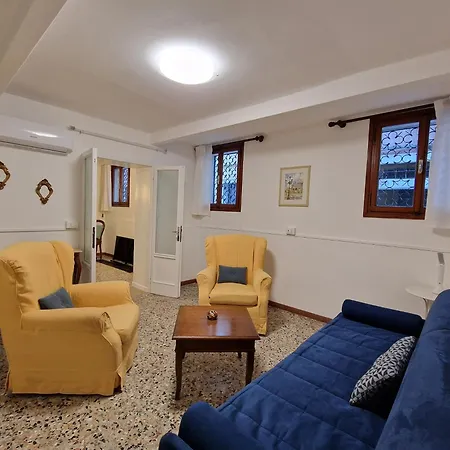 Apartment Veneziacentopercento & *