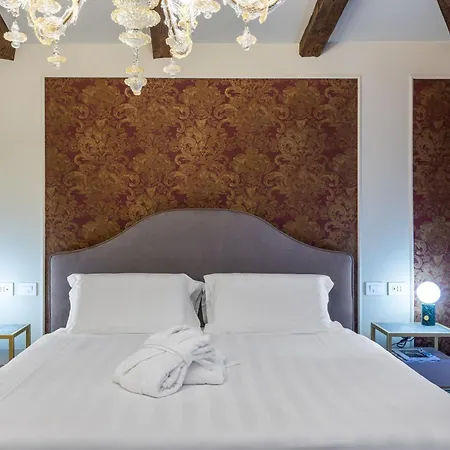 Hotel Doni