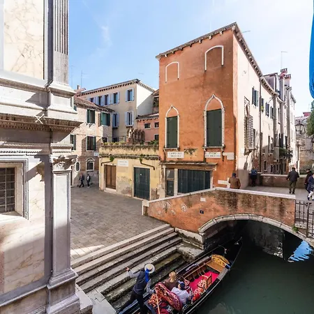 Palazzo Miracoli Veneza