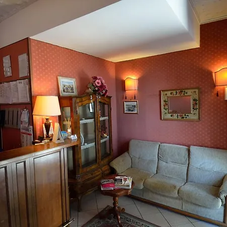 Hotel Tito 3*