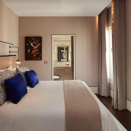 The St. Regis מלון