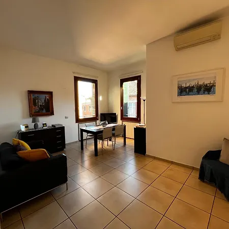Ca Giacomo - Lovely In The Historic Center Of Apartment