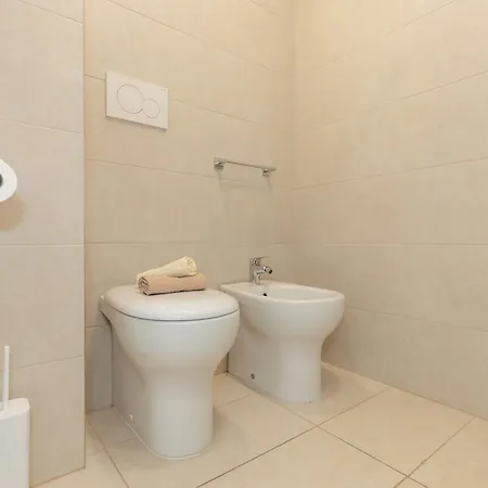 Apartment Hapton House 12 *