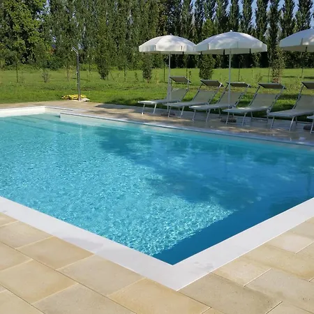 Hotel Venice Airport 4*