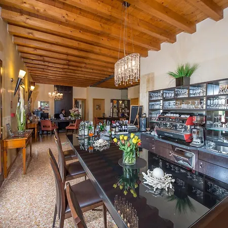 Venice Airport Hotel Tessera