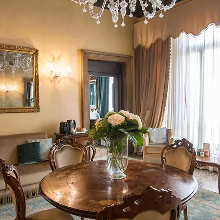 Hotell Nani Mocenigo Palace 5*