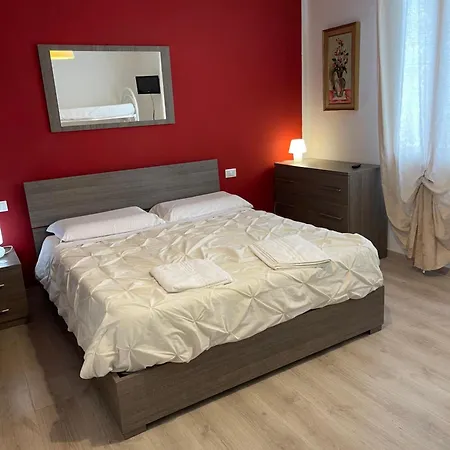 Harry's Canal View Apartment Venedig