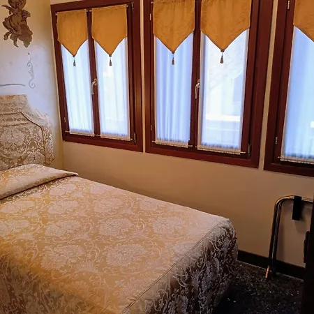Scandinavia - Relais 3* Venice