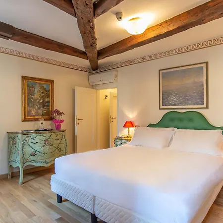 Hotel La Fenice Et Des Artistes Venetië