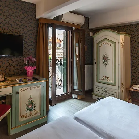 Hotel La Fenice Et Des Artistes
