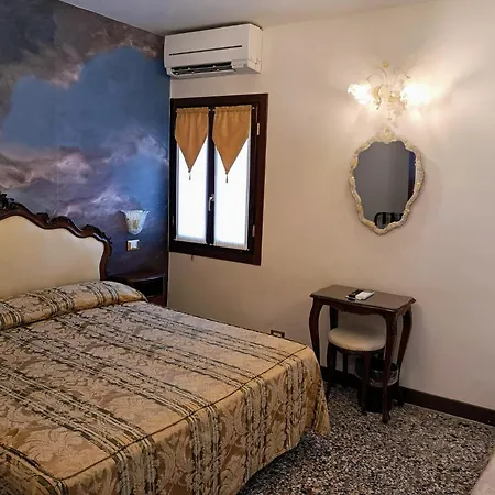 Scandinavia - Relais Hotel Venice