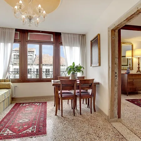 Guest house Palazzo Schiavoni Residenza D'epoca & Suite-apartments