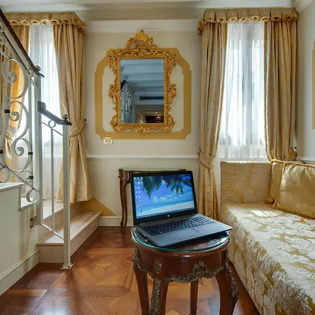 Hotel Canal Grande 4*