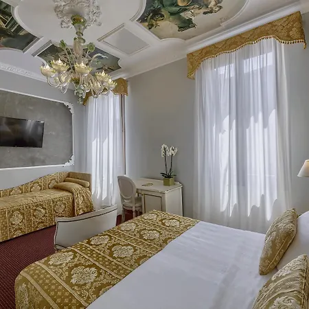 Szálloda Pausania Velence